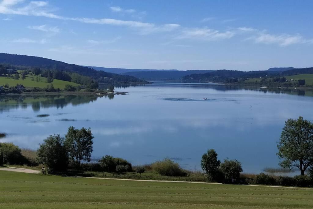 Gite Du Fourperet-Parc Naturel Du Haut-Jura Longevilles-Mont-d'Or Exterior photo
